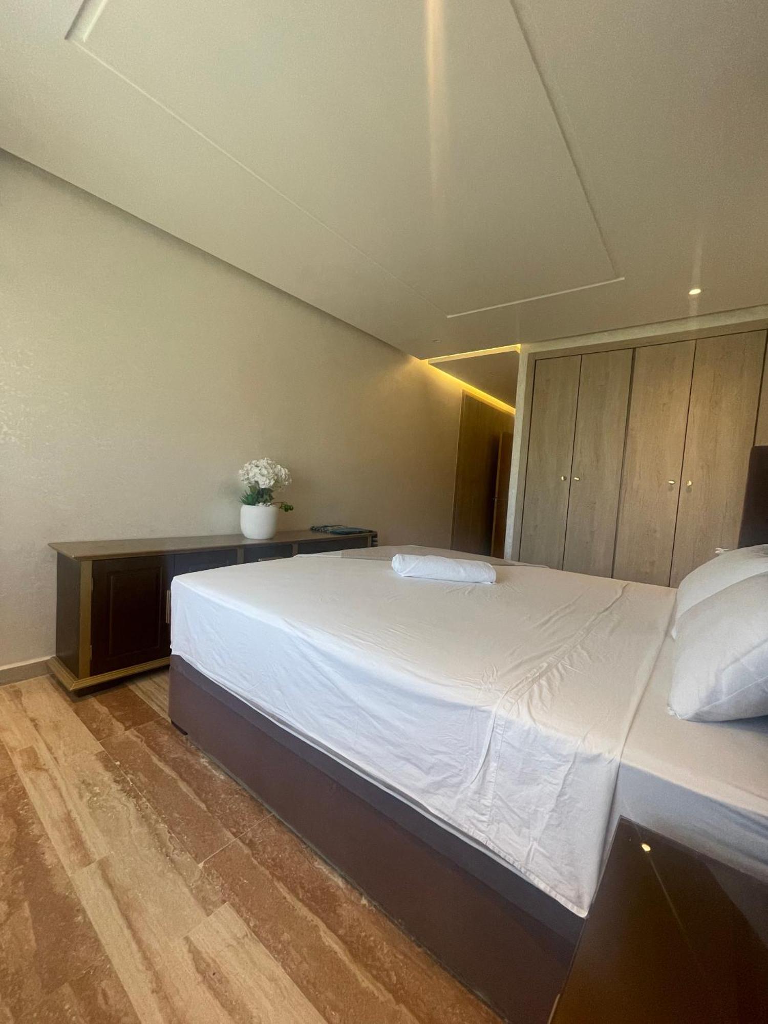 Trois Chambres, Luxe Et Tranquillite Tanger